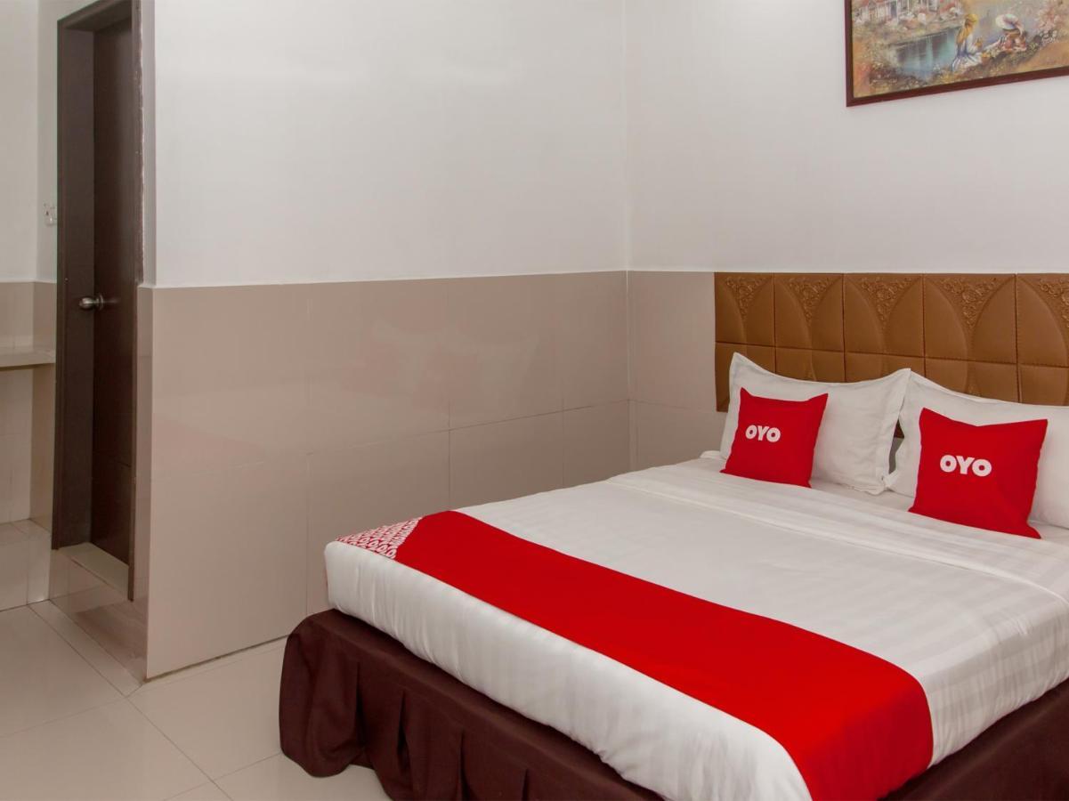 Oyo 89851 Leila Hotel Sandakan Exterior photo