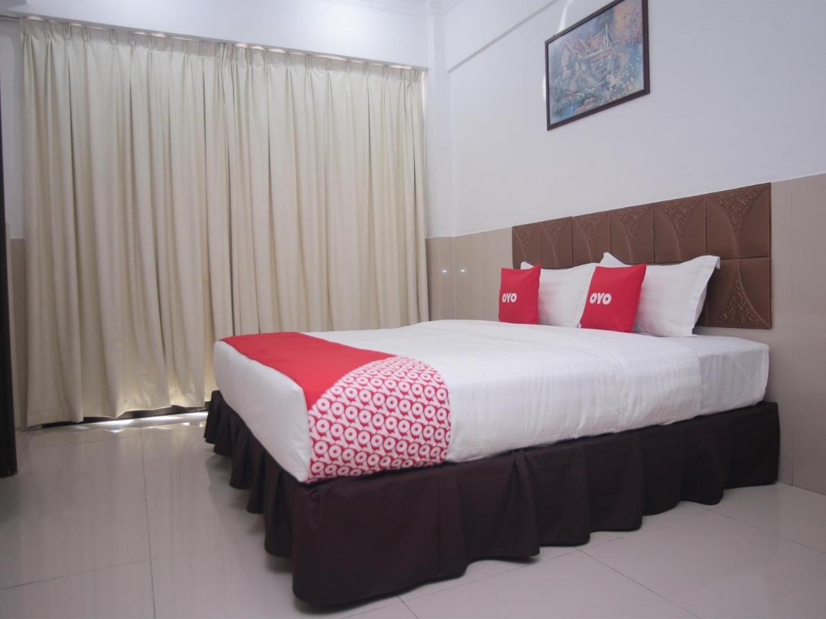 Oyo 89851 Leila Hotel Sandakan Exterior photo